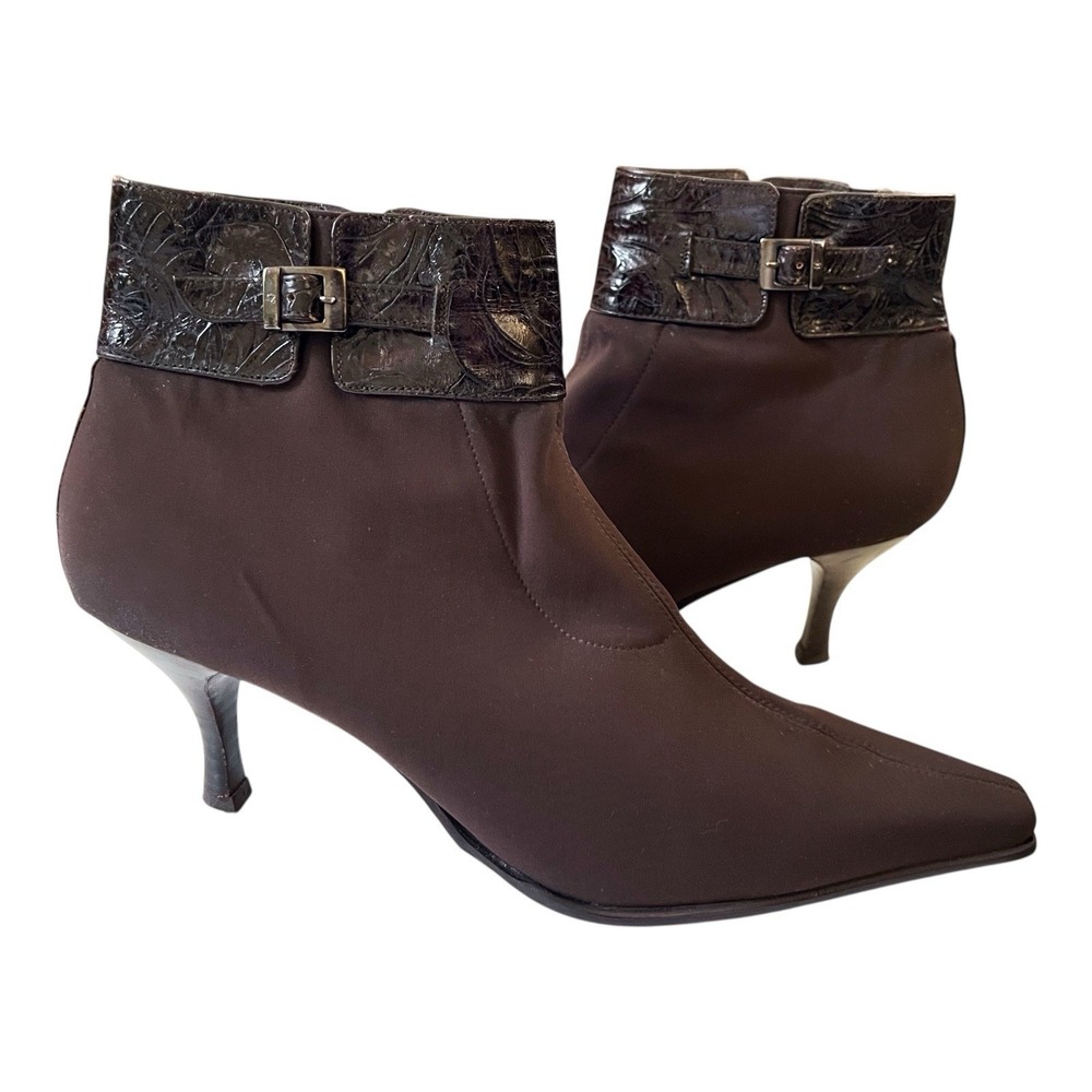 DONALD J PLINER Lucya Brown Kitten Heel Booties Ankle Boot Pointed Toe 8M